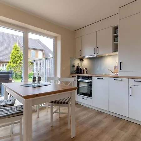 In St Peter Ording, Cleaning Included Apartment Bohl