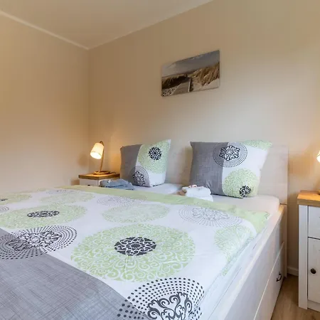 In St Peter Ording, Cleaning Included Apartment Bohl